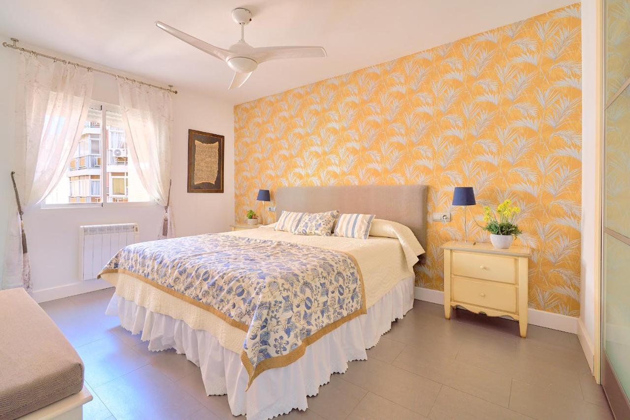Апартаменты Malaga Sunview Экстерьер фото